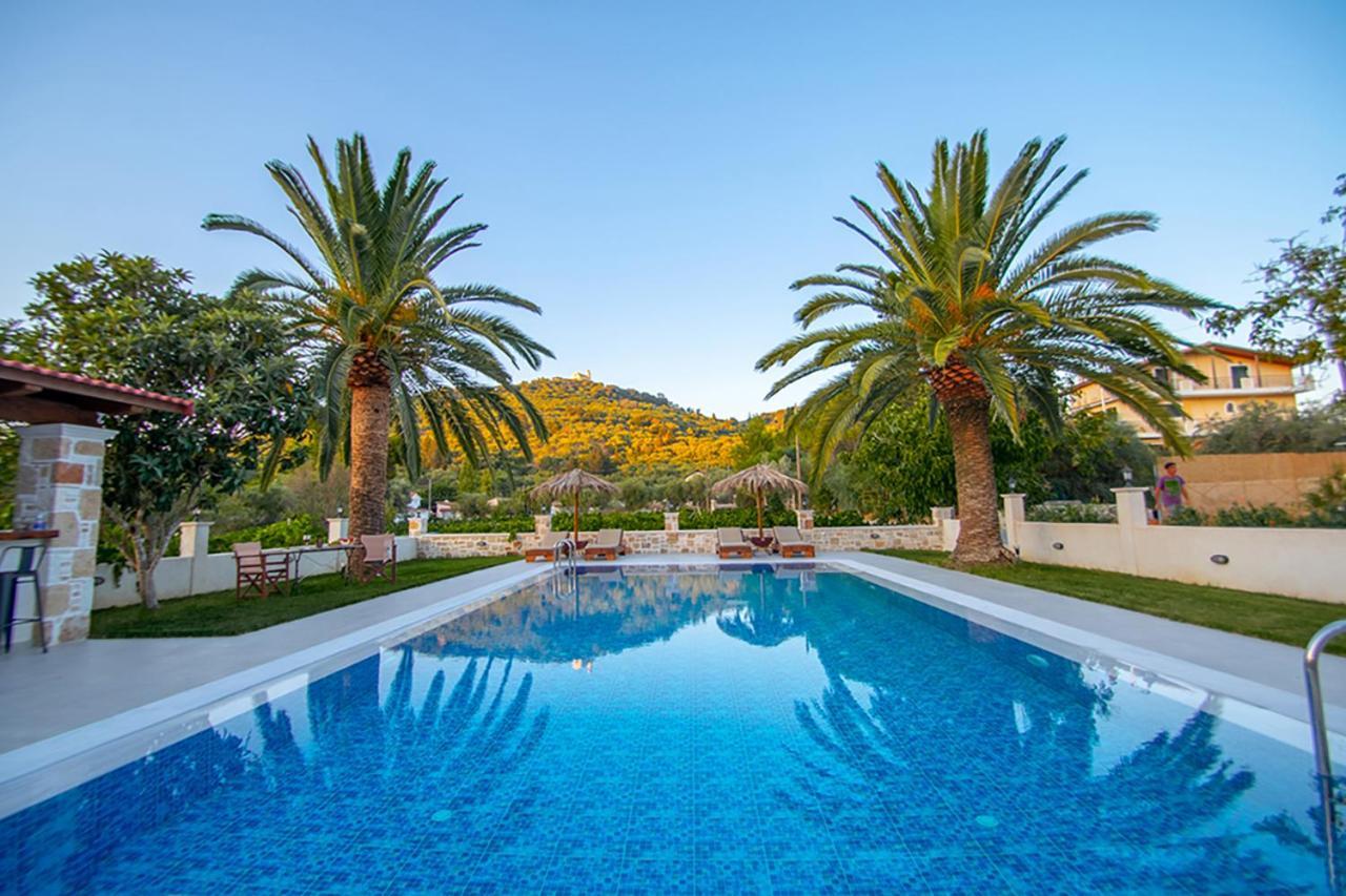 Zissis Villa & Pool 5Min Drive To Beach Kato Yerakarion Exterior photo