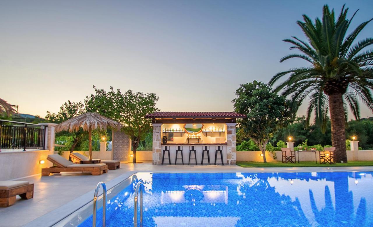 Zissis Villa & Pool 5Min Drive To Beach Kato Yerakarion Exterior photo